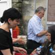 Ospitalitate: 10.000 de sarmale împărţite pelerinilor de primarul Sucevei