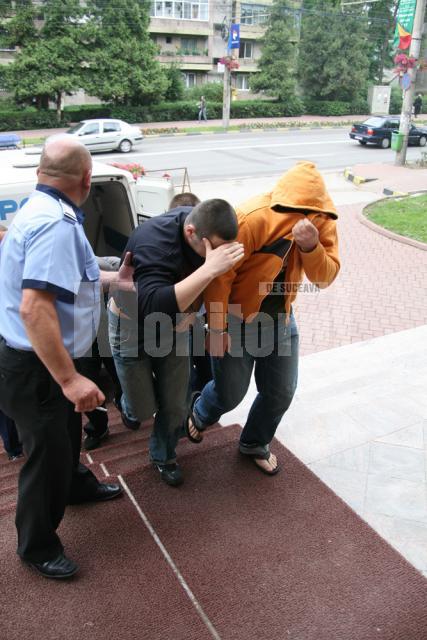 Recursurile tinerilor arestaţi în dosarul transporturilor de droguri au fost respinse de magistraţii Curţii de Apel Suceava