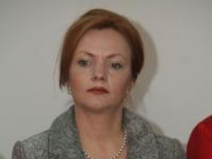 Mirela Adomnicăi, directorul Casei Judeţene de Pensii Suceava