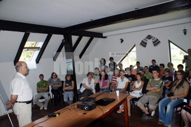 La Mănăstirea Humorului: „Metamorfoze 2009”, şcoală de vară pentru tineri