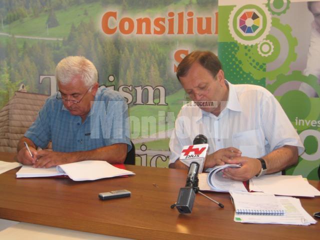 Infrastructură: CJ Suceava a semnat contractul pentru modernizarea drumului Pojorâta - Rarău