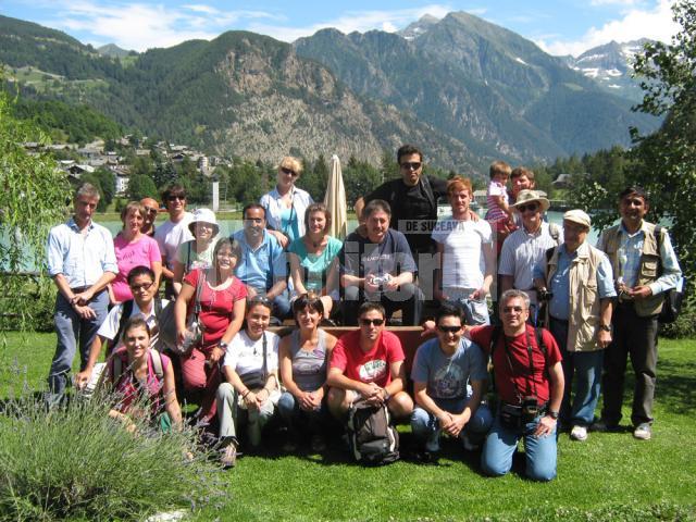 Participanţi la Şcoala Internaţională a Muntelui