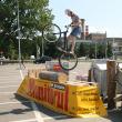 Senzaţii tari: Demonstraţie de ciclism trial, la Shopping City Suceava