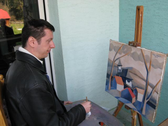 Cel mai tânăr membru al Uniunii Artiştilor Plastici, filiala Suceava, pictorul Cătălin Chifan