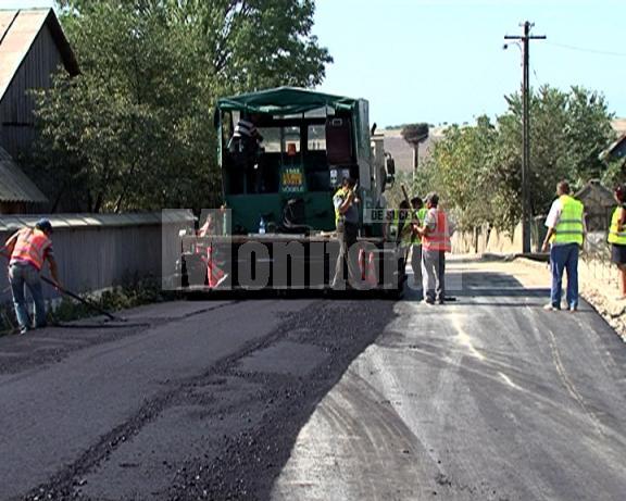 Lucrările au demarat sâmbătă, în prezenţa preşedintelui CJ, Gheorghe Flutur