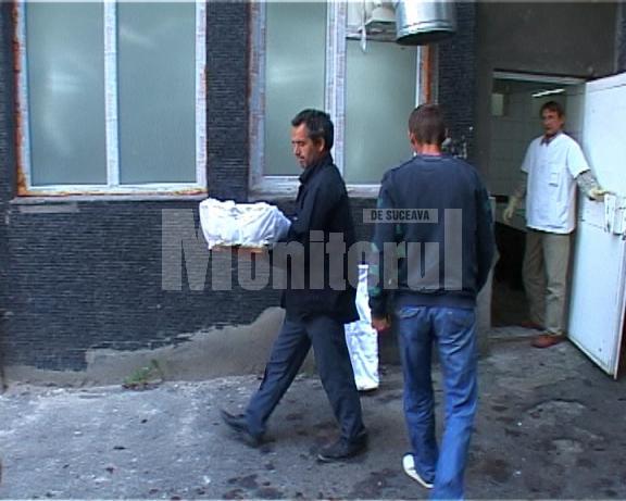Mihai Ilincan a venit la sediul Serviciului Judeţean de Medicină Legală Suceava şi a ridicat cadavrul