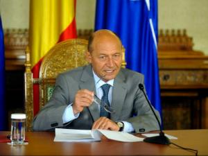 Traian Băsescu le solicită celor două partide să pună în centrul acţiunii lor problemele reale ale cetăţenilor. Foto: MEDIAFAX