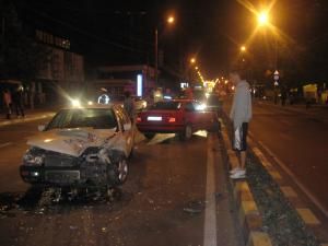 Accidentul s-a produs marţi seară, pe porţiunea de drum din faţa Shopping City Suceava