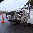 În impact, cel mai avariat a fost autoturismul Dacia, care la un moment dat a şi luat foc