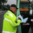 Verificare în trafic: Microbuze de călători, „evaporate” de pe trasee, în timpul unui control ARR
