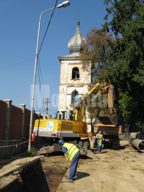 Agresarea patrimoniului - Turnul Roşu