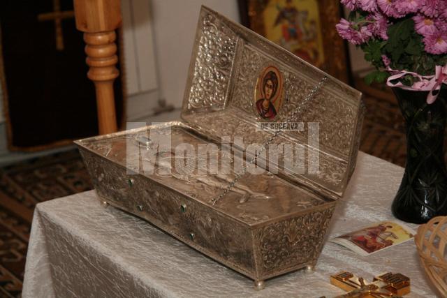 Moaştele Sf. Gheorghe vor rămâne în Biserica “Sf. Cuvioasa Parascheva”, din cartierul Obcini, până pe 22 octombrie