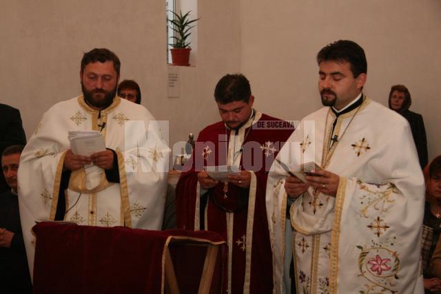 Pelerinaj: Moaştele Sfântului Gheorghe, aduse ieri la Suceava, de la Iaşi