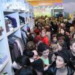 Peste o suta de copii si parinti la inaugurarea magazinului Picioru Gras
