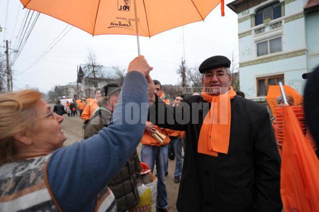 Din campanie: Sucevenii susţin referendumul propus de Băsescu