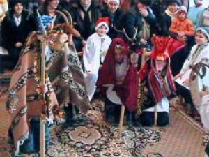 Grupul folcloric „Datini de suflet” din Bogdăneşti