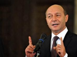Traian Băsescu: „Pentru minciună şi trucarea unor filmări, îi dau în judecată pe Dinu Patriciu şi cotidianul Gardianul”. Foto: MEDIAFAX