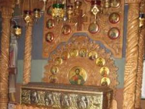 Cronica religioasă: Singura biserică din Suceava care are moaştele Sf. Nicolae îşi sărbătoreşte duminică hramul