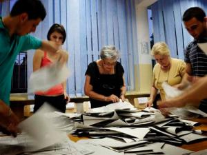 Biroul Electoral Central a terminat verificarea buletinelor nule din ţară. Foto: MEDIAFAX