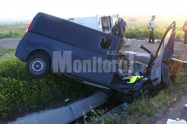 Unul dintre cele mai grave accidente de anul trecut, soldat cu trei morţi,  s-a produs pe DN 17, la intrarea în Suceava