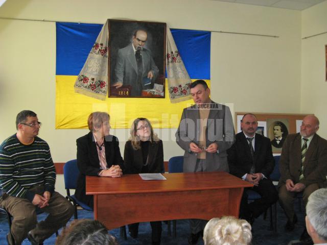 Excelenţa Sa consulul general Yurii Verbytskyi vorbind la manifestare