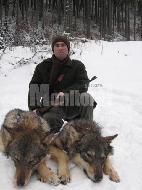 accelerator They are teach Cristi Tomniuc si lupii vanati pe culme (FOTO 9) » Monitorul de Suceava -  luni, 18 ianuarie 2010