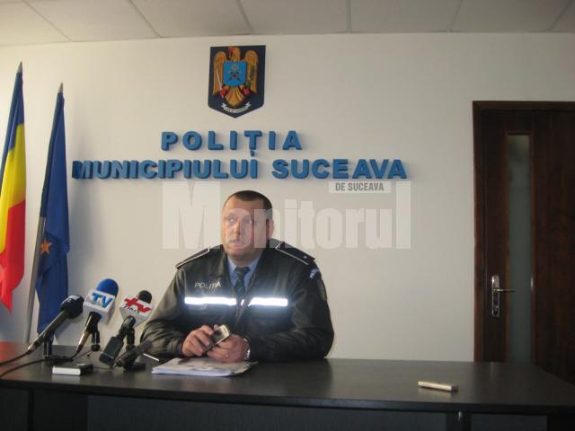 Subinspectorul Mihai Gabinat, şeful Biroului Drumuri Naţionale