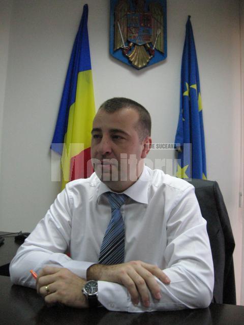 Viceprimarul Lucian Harşovschi este în proces cu consilierul local Ovidiu Donţu