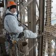 Calitate: Un tânăr fălticenean, în echipa care recondiţionează Turnul Eiffel