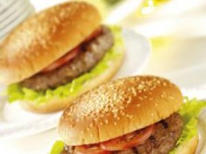 Introducerea taxei fast-food ar putea duce la creşterea cu peste 20% a preţului la alimente Foto: FoodFolio