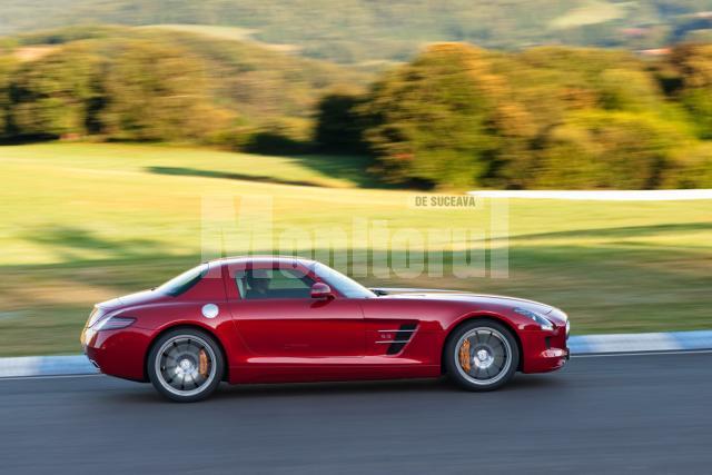 Mercedes SLS AMG