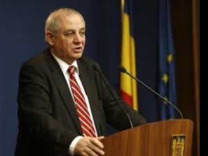 Mihai Şteitan spune că cei care au primit pensia de invaliditate ilegal vor fi obligaţi să returneze banii. Foto: CAPP