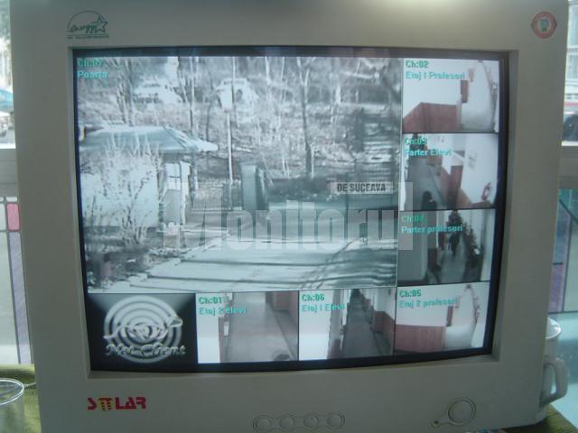 Scolile din oraş, supravegheate cu camere video