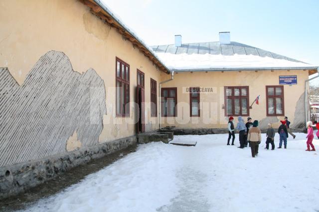 Şcoala Demăcuşa, comuna Moldoviţa