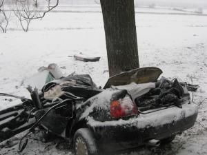 Teribilul accident rutier de vineri după-amiază, de pe DN 2E, în care patru tineri din satul Brăieşti, comuna Cornu Luncii, şi-au pierdut viaţa