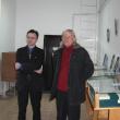 Directorul bibliotecii, Gabriel Cărăbuş, şi Cornal Dan, la vernisaj