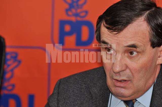 Deputatul PD-L de Suceava Dan Gabriel Gospodaru acuză „risipa fondurilor” din Sănătate