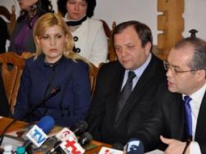 Emil Boc: „Domnul preşedinte al Consiliului Judeţean a fost extrem de dinamic şi pe procedura de atragere a fondurilor europene şi pe turism”
