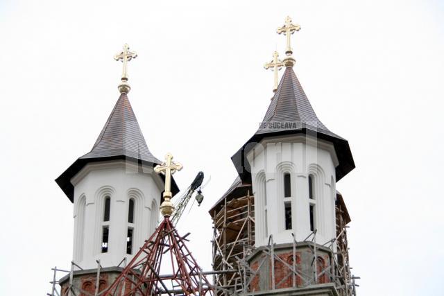 Clopotele automatizate din turlele Catedralei au fost realizate în Austria