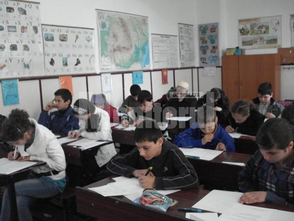 Acţiune: 150 de elevi au participat la concursul interjudeţean de matematică „In memoriam”