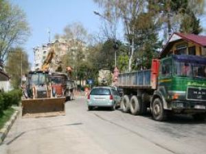Lucrările de canalizare vor ţine închisă strada Mărăşeşti pentru cel puţin două săptămâni