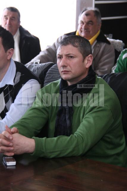 Gheorghe Vicol, patronul celor de la Avântul Volovăţ, spune că jucătorii săi au fost efectiv vânaţi de arbitrul partidei de la Frătăuţii Vechi