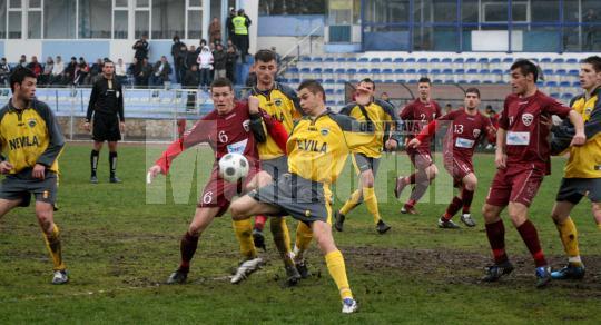 Rapidul vizează o nouă victorie în meciul de astăzi