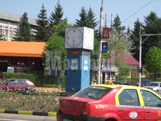 Ora exactă: Acele ceasului din sensul giratoriu Burdujeni au devenit “invizibile”