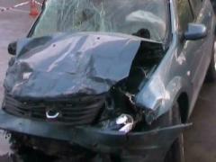 Pericol în trafic: Accident cu trei răniţi, pe Calea Unirii