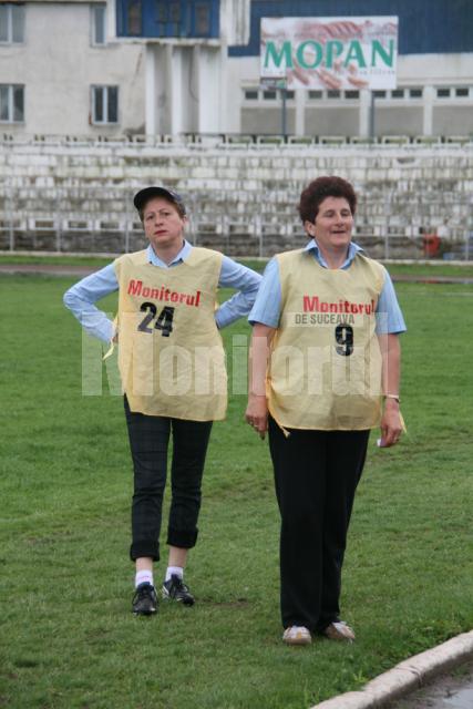 Rodica Moisa (24) şi Carmen Dănilă (9), concurentele care au terminat pe locurile I şi II