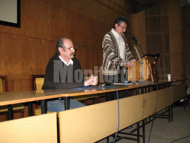 Alexandru Ciolan, directorul Editurii Logos, şi Ovidiu Hurduzeu