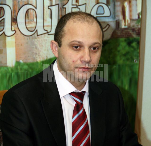 Vicepreşedintele Consiliului Judeţean Daniel Cadariu