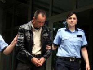 Ştefan Andronic a fost probat deocamdată în zece furturi, însă anchetatorii sunt convinşi că acesta are mai multe fapte la activ