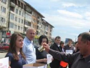 Acţiune: PSD Suceava a strâns aproape 3 lei pentru bunăstarea membrilor Guvernului